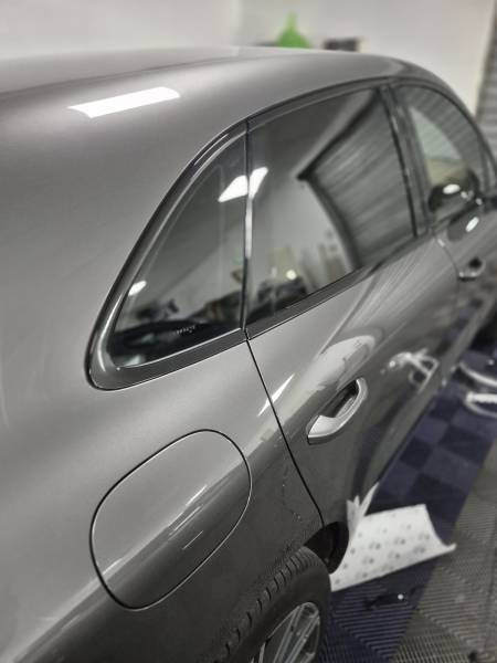 DECHROMAGE CONTOURS DE VITRES SUR PORSCHE CAYENNE A LE HAVRE