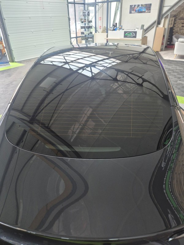 Vitres teintées complet sur Tesla model 3 à Le Havre prés Deauville 