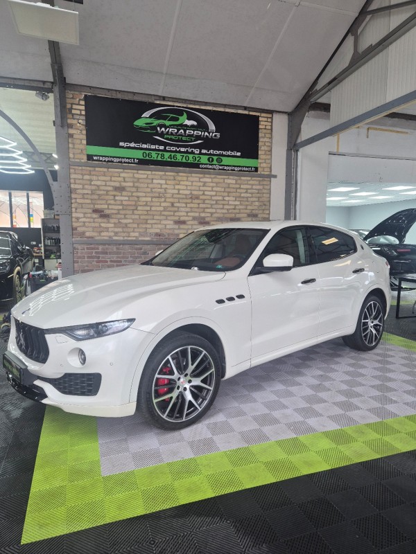 Déchromage complet sur Maserati Levante à Le Havre prés de Rouen 