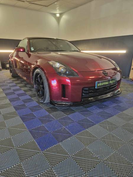 COVERING ROUGE CERISE BRILLANT SUR NISSAN 350Z