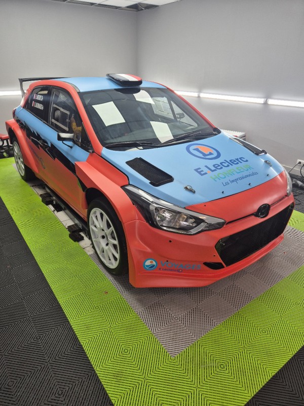 Covering pour voiture de rallye Hunday i20 à Le Havre prés de Rouen