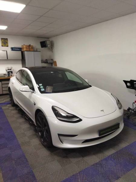 Covering complet sur tesla model 3