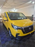 COVERING COMPLET JAUNE SUR NISSAN INTERSTAR A LE HAVRE, NORMANDIE