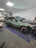 COVERING VERT MAT COMPLET SUR BMW X5