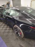 VITRE TEINTEES SUR TESLA MODEL S PLAID